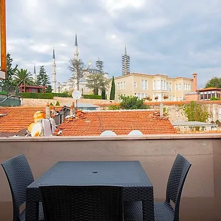 Hotel Seven Sultanahmet 3*